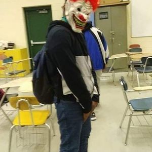 Meet your Posher, Emmanuel